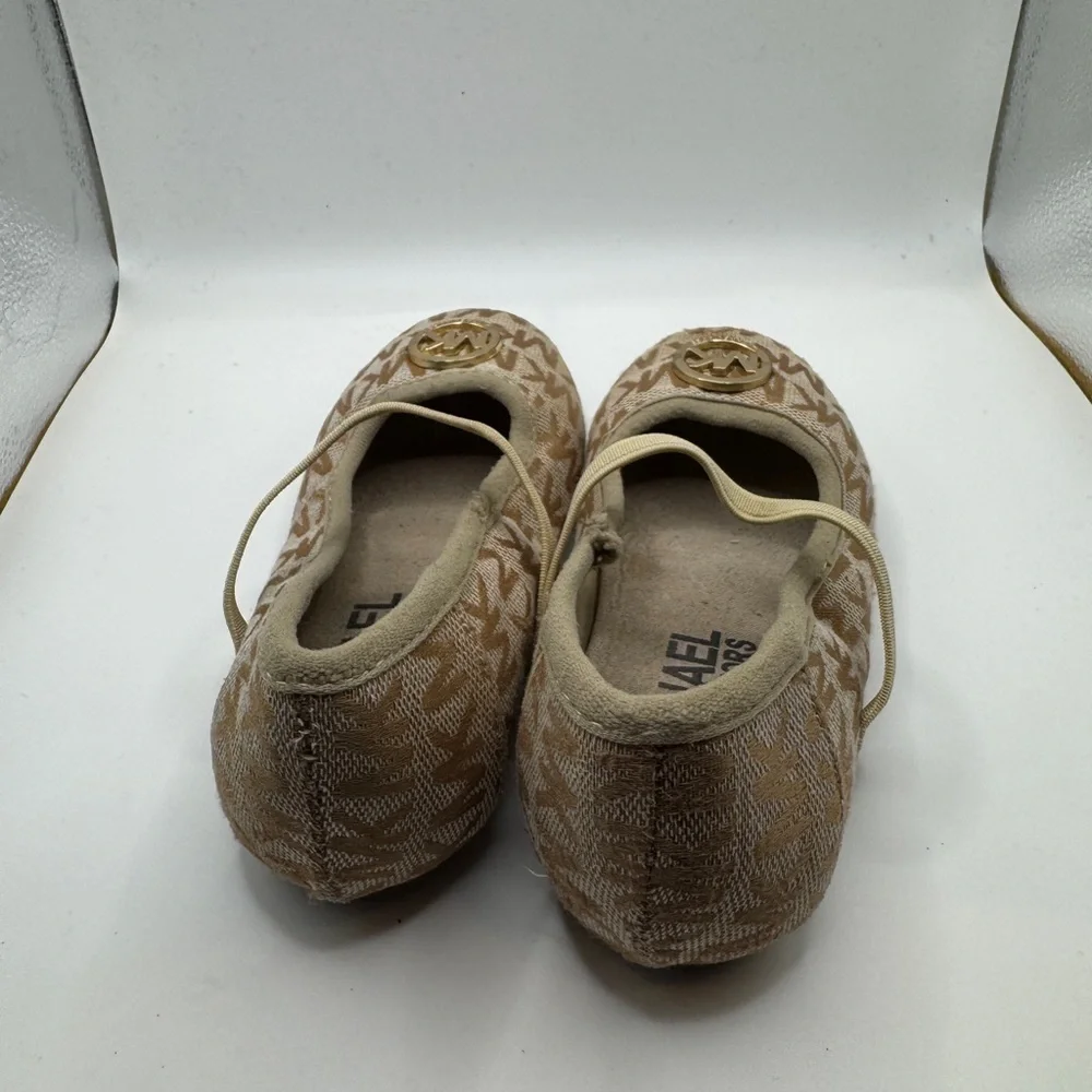 Michael Kors Toddler Size 9 Girls Tan & Gold Dress Shoes Flats MK Medallion